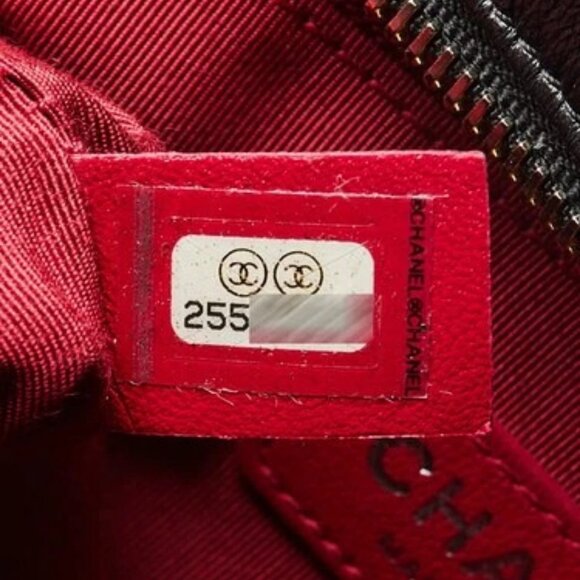 Chanel Black Quilted Aged Calfskin Leather Medium Gabrielle Hobo Bag - Picture 10 of 10